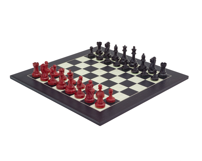 Red And Black Broadbase Chess Set